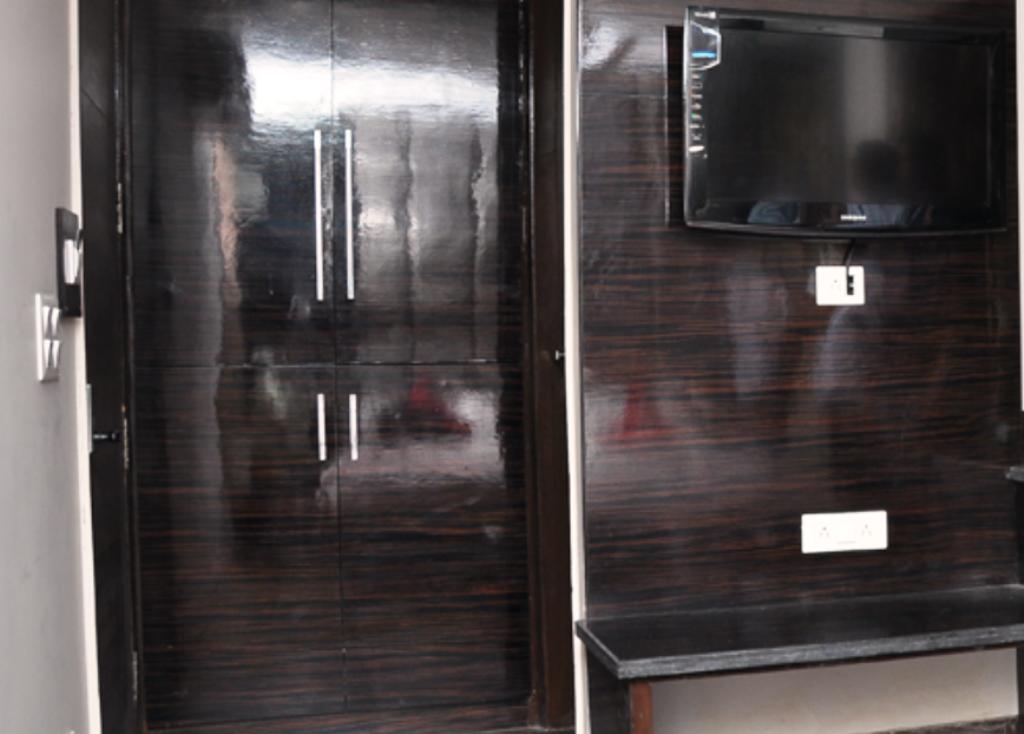Fabexpress Lotus Palace Yeni Delhi Dış mekan fotoğraf