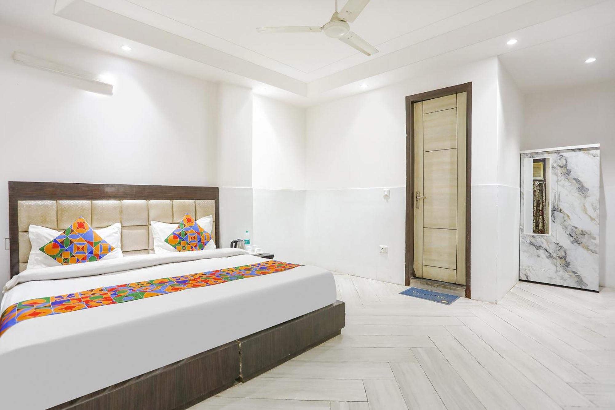Fabexpress Lotus Palace Yeni Delhi Dış mekan fotoğraf