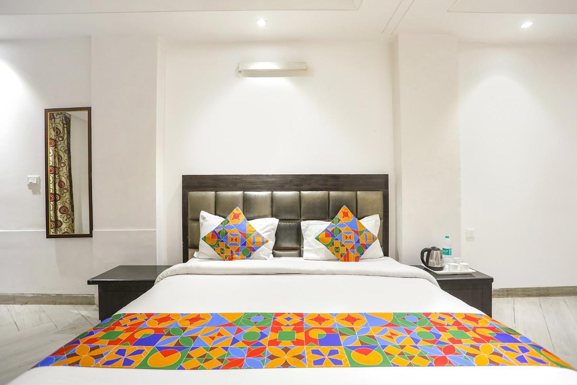 Fabexpress Lotus Palace Yeni Delhi Dış mekan fotoğraf