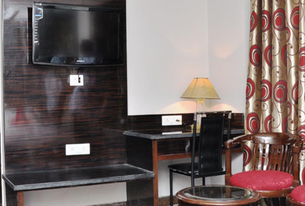 Fabexpress Lotus Palace Yeni Delhi Dış mekan fotoğraf