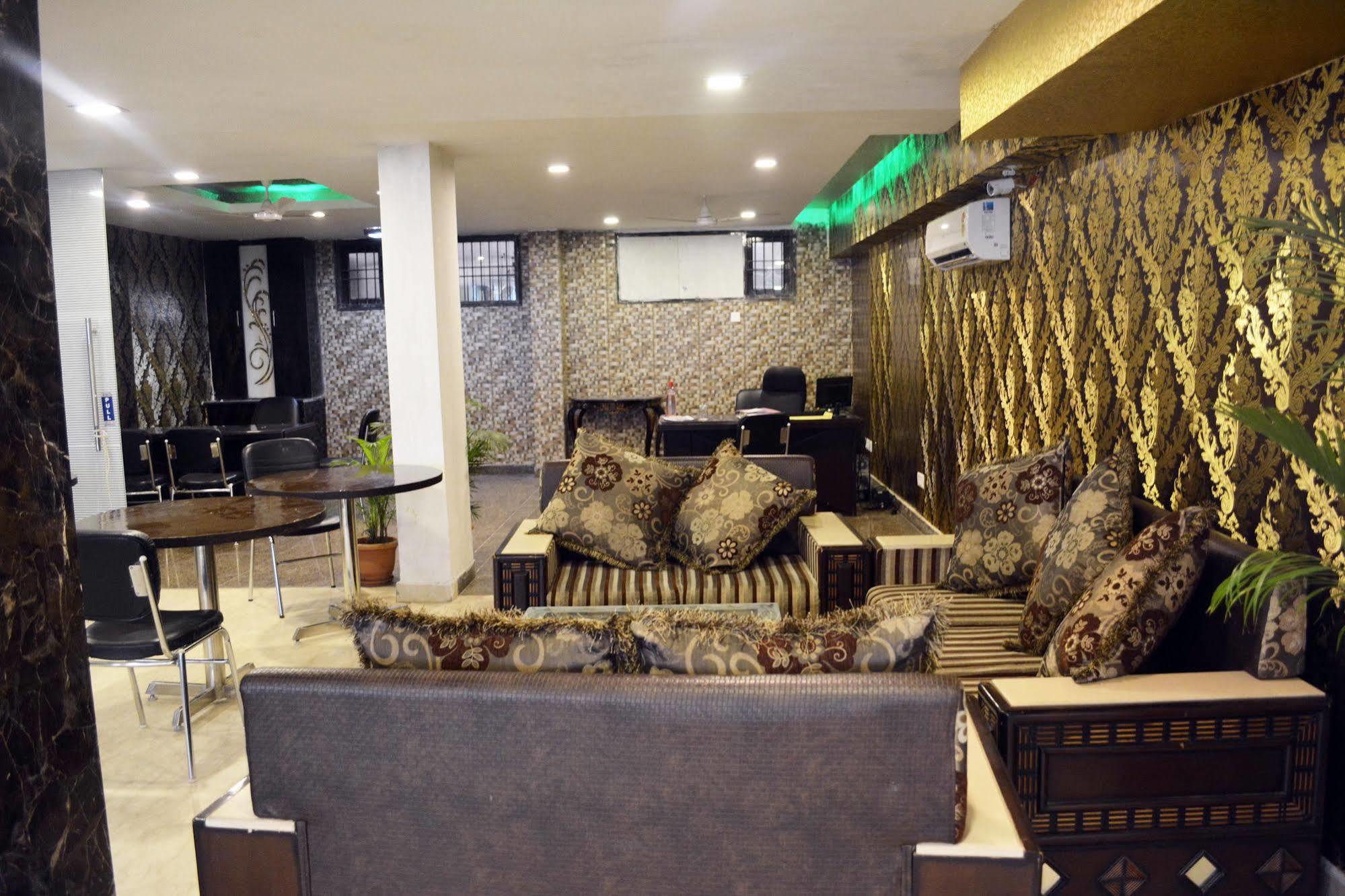 Fabexpress Lotus Palace Yeni Delhi Dış mekan fotoğraf